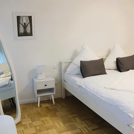 Lian Am * Friedrichshafen